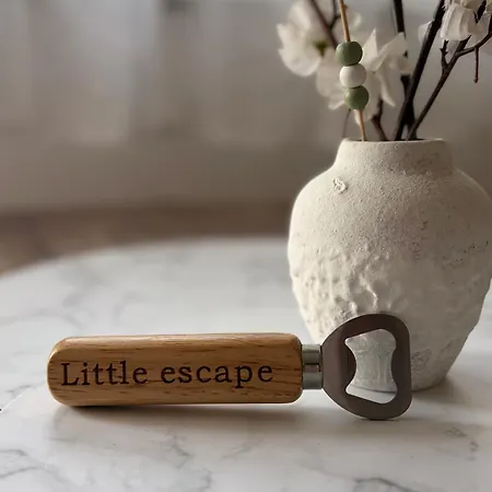 Little Escape Apartment *